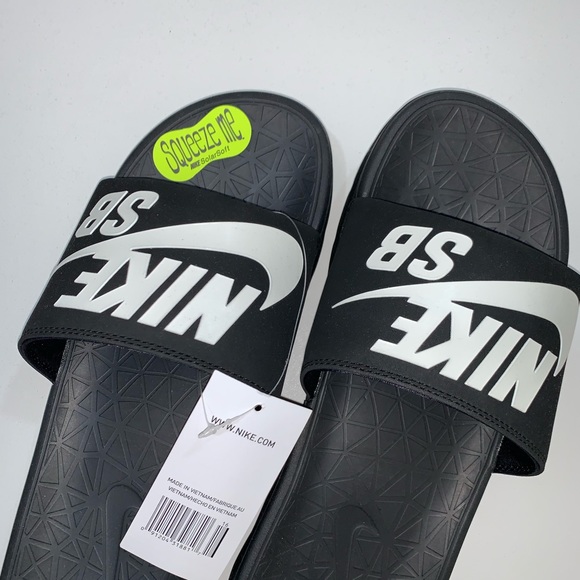 Nike SB solarsoft black slides - Picture 2 of 3